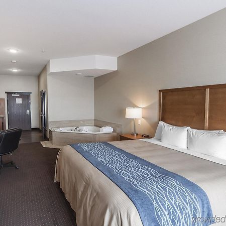 Comfort Inn & Suites Bonnyville Luaran gambar