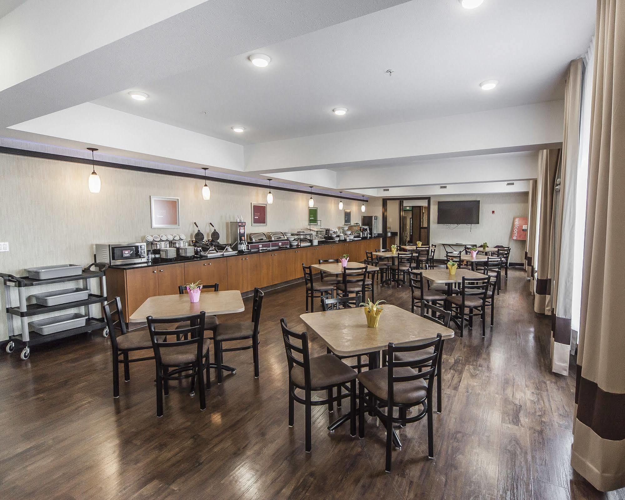 Comfort Inn & Suites Bonnyville Luaran gambar